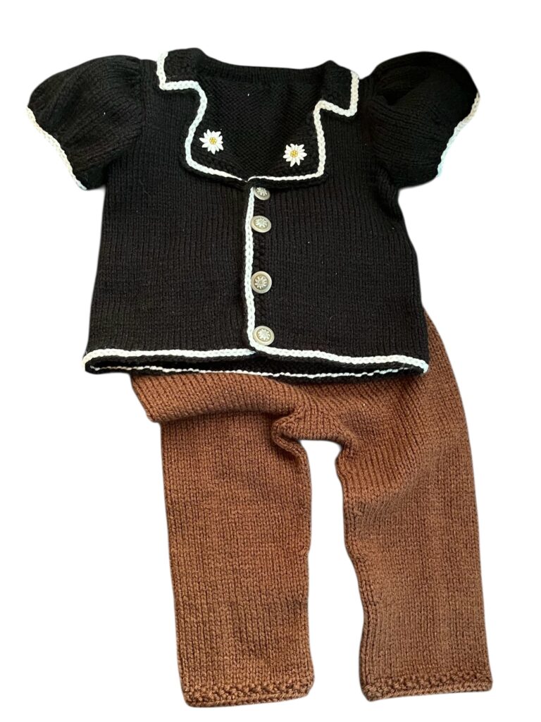 Ärmelmutz mit Hose (Frutigland)